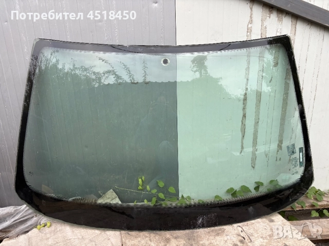 Предно стъкло за BMW E36 седан 