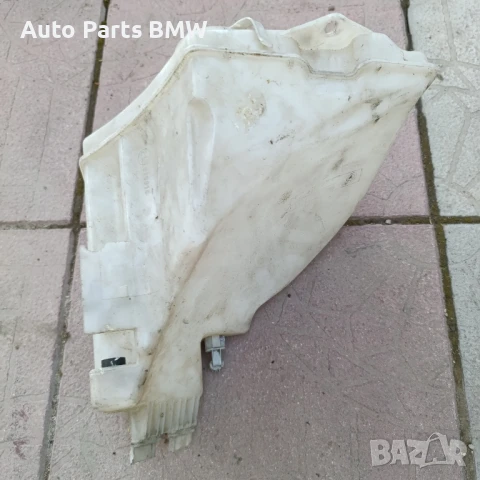 Казанче чистачки BMW E46  Казанче течност чистачки БМВ Е46 Бензин, снимка 3 - Части - 50898234