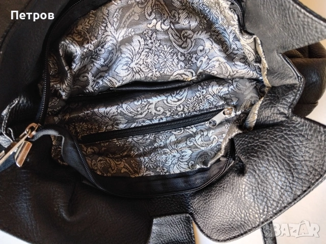 Дамска чанта, модел на Prada, снимка 5 - Чанти - 53792683