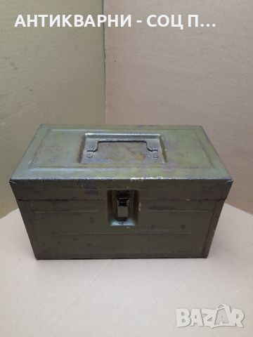 Стара Военна Метална Кутия., снимка 1 - Антикварни и старинни предмети - 45585349