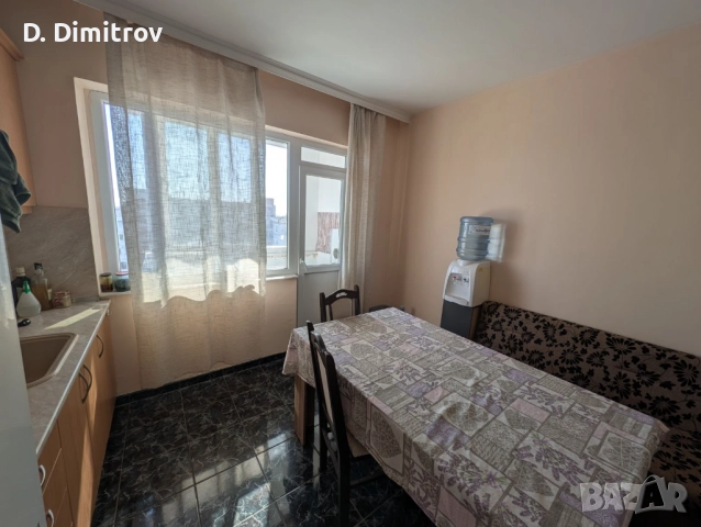 Търся Съквартирант/ка - 97 кв м, снимка 1