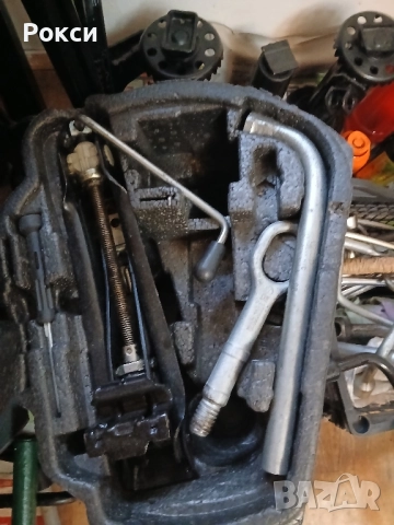 Аварийни куки и ключове за джанти нови , снимка 7 - Аксесоари и консумативи - 51904561