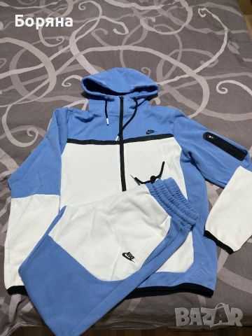 Спортен екип Tehc Fleece Nike - M, снимка 2 - Спортни дрехи, екипи - 46323750