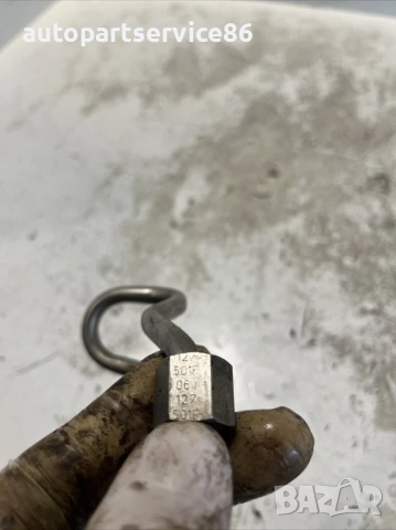 Маркуч за гориво за Volkswagen Scirocco 2.0 Tfsi (2008) 06J127501F, снимка 2 - Части - 54192543