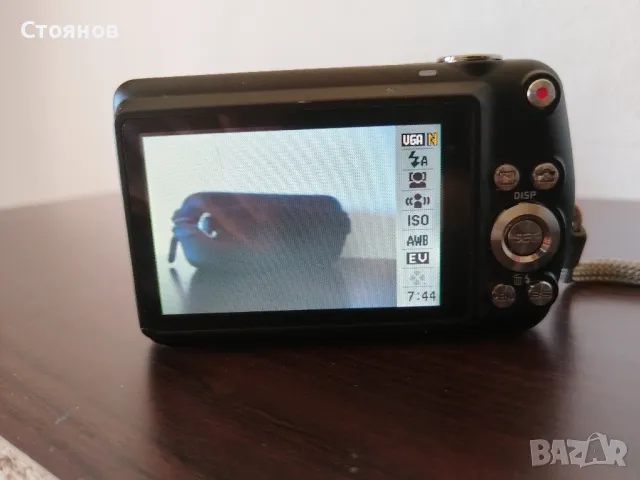Камера Casio Exilim EX-Z215 12.1MP x3 Optical Zoom, снимка 7 - Фотоапарати - 49976460