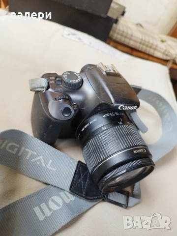 Canon EOS 1100D с обектив