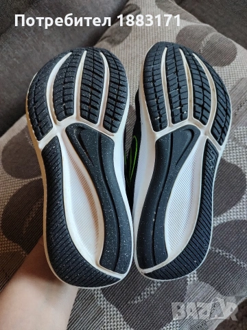 Детски маратонки на Найк, снимка 5 - Детски маратонки - 54223086