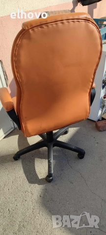 Офис стол #1, снимка 3 - Столове - 52409856