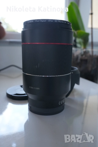 Обектив Samyang AF 35mm 1.4 FE за Sony + Филтър, снимка 2 - Обективи и филтри - 51954435