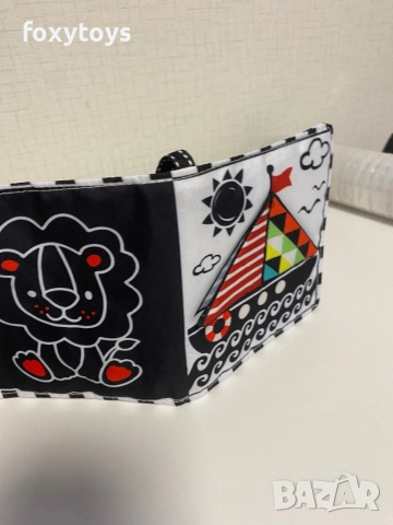 Сензорна черно-бяла книжка за бебе, Kruzzel 26461, снимка 14 - Образователни игри - 52475295