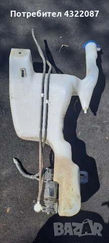 Казанче течност чистачки и помпичка FORD FIESTA Форд Фиеста 1.2 60 к.с 2009-2013Г, снимка 3 - Части - 49882274