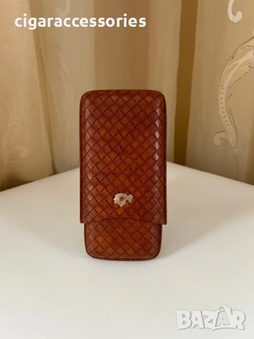 Кожен калъф Cohiba за 3 пури с джоб за резачка – подаръчна кутия