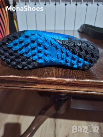 детски бутонки за футбол , снимка 2 - Детски маратонки - 53412681