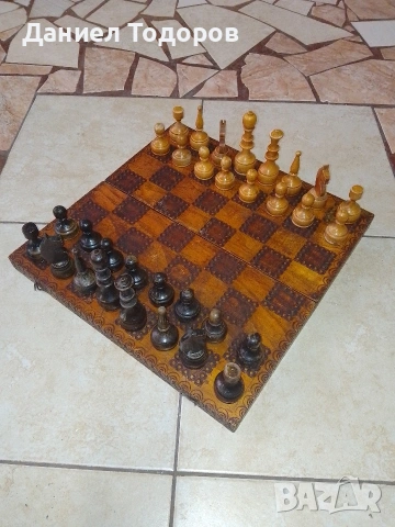 Стар дървен шах .Размери - 34 х 34см. ., снимка 5 - Шах и табла - 50749275
