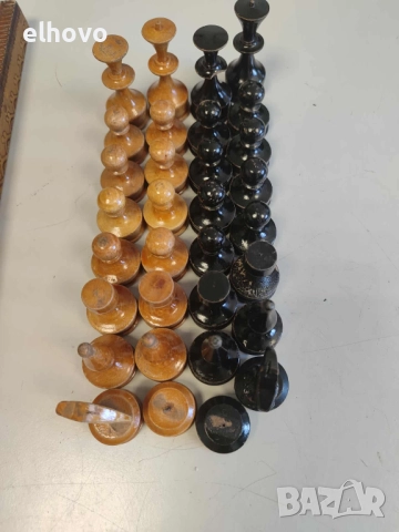 Стар дървен шах/табла, снимка 4 - Антикварни и старинни предмети - 51753864