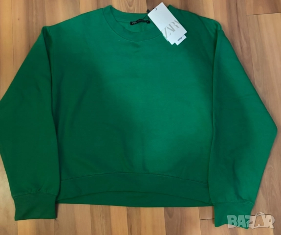Зелен суичър без качулка от Zara