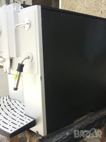 Кафемашина (робот) Jura Impressa E70 с гаранция, снимка 4 - Кафемашини - 53783691