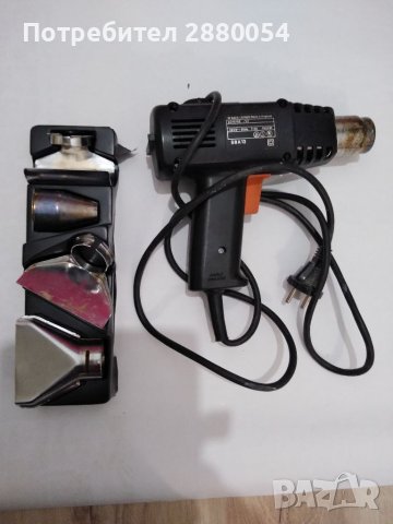 Пистолет Горещ Въздух Black & Decker + 4 Приставки, снимка 3 - Други инструменти - 45686056