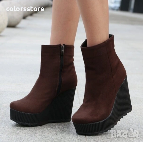 Боти на платформа - кафяв велур с черно ходило - BNP1