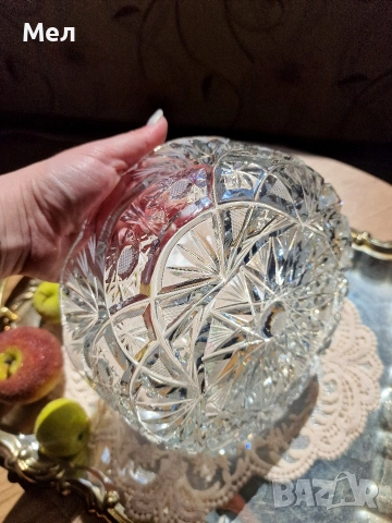 Кристална купа , снимка 2 - Антикварни и старинни предмети - 54194791
