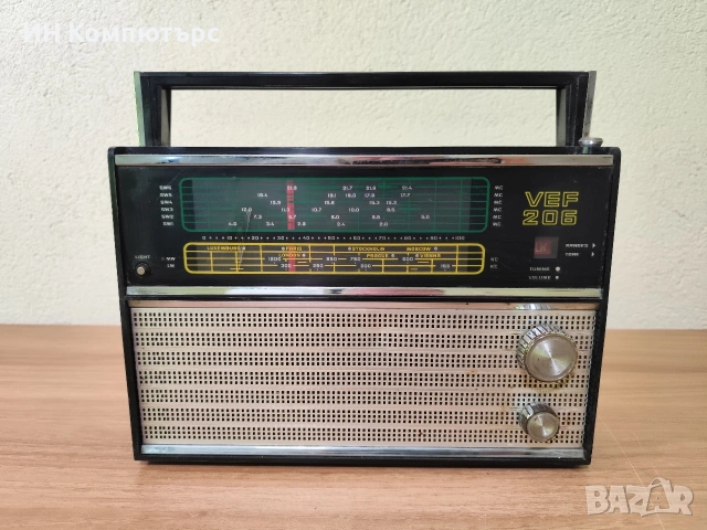 Продавам радио VEF 206
