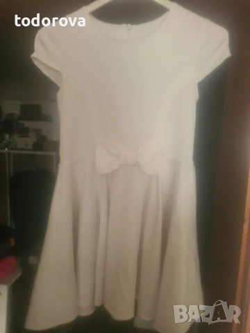 детска официална детска рокличка, снимка 3 - Детски рокли и поли - 54264759