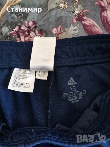 Долнище Adidas.Размер XS. , снимка 3 - Детски анцузи и суичери - 52545583