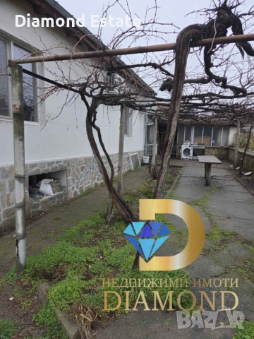 Едноетажна къща в село Странско, общ. Димитровград, снимка 2 - Къщи - 53271752