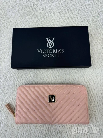 портмонета valentino garavani , снимка 2 - Портфейли, портмонета - 50659694