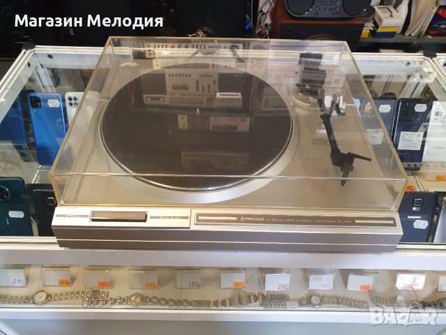 Грамофон Pioneer PL-450  В отлично техническо и визуално състояние., снимка 3 - Грамофони - 45823483