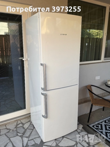 Хладилник Bosch с долна камера