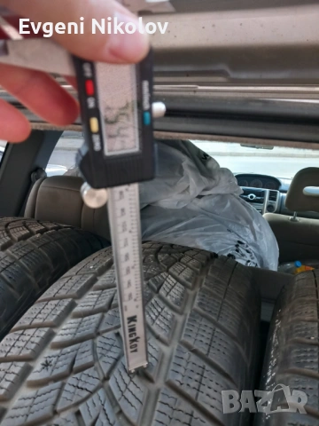 225/60 R17 Goodyear Ultragrip, снимка 3 - Гуми и джанти - 54233599