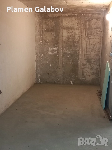 Две отделни парко места, снимка 2 - Гаражи и паркоместа - 52740315