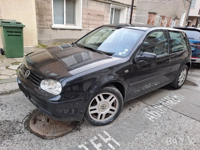 VW Golf 4, 1,6 SR на газ, снимка 1 - Автомобили и джипове - 48665797