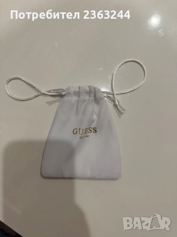 Торбички за бижута Guess, снимка 7 - Други - 41673010