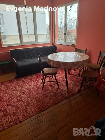 Продавам тристаен на бул Хр Ботев