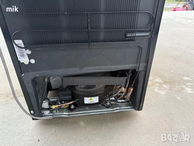 Хладилна витрина 50 см широка, снимка 7 - Витрини - 53401391