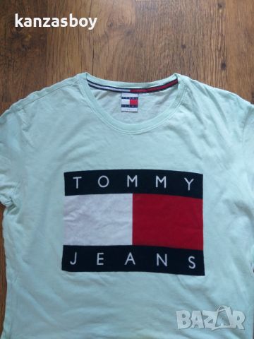 Tommy Jeans 90s T-shirt Hilfiger Denim - страхотна дамска тениска Л, снимка 6 - Тениски - 46059208