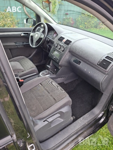 На части Vw Touran 2.0 TDI - DSG, снимка 9 - Автомобили и джипове - 49292360