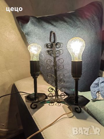 Продавам Стара нощна лампа. , снимка 1 - Настолни лампи - 45667206