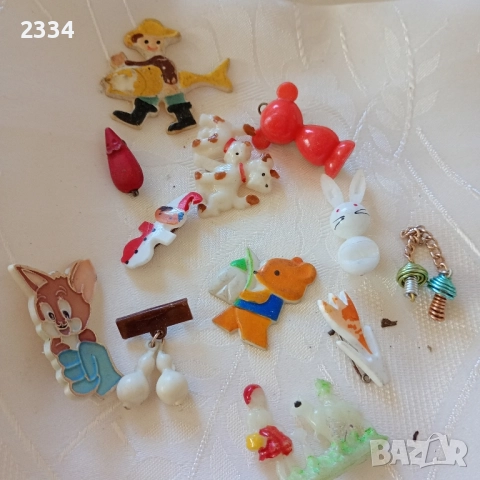 Мартеници от 80-те години , снимка 8 - Антикварни и старинни предмети - 52233177