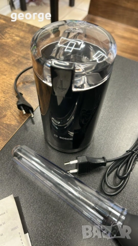 Кафемелачка Bosch и бъркалка за фрапе Rohnson - нови с гаранция