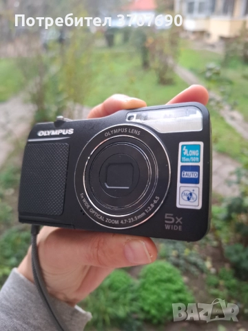 Компактен дигитален фотоапарат OLIMPUS VG-180