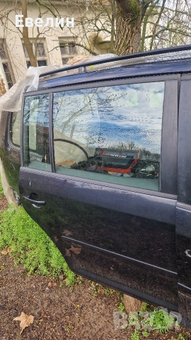 задна дясна врата ,черна от VW Touran 2006г, снимка 2 - Части - 54089769