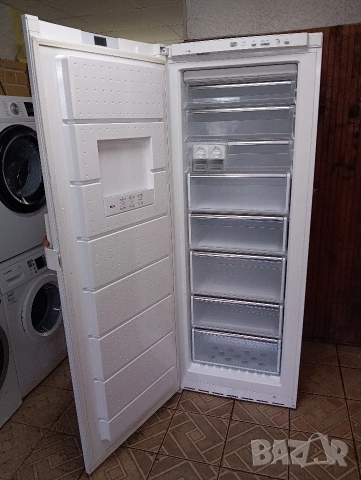 XXL огромен вертикален фризер Сименс Siemens Made in Germany 2 години гаранция!, снимка 8 - Фризери - 52730061