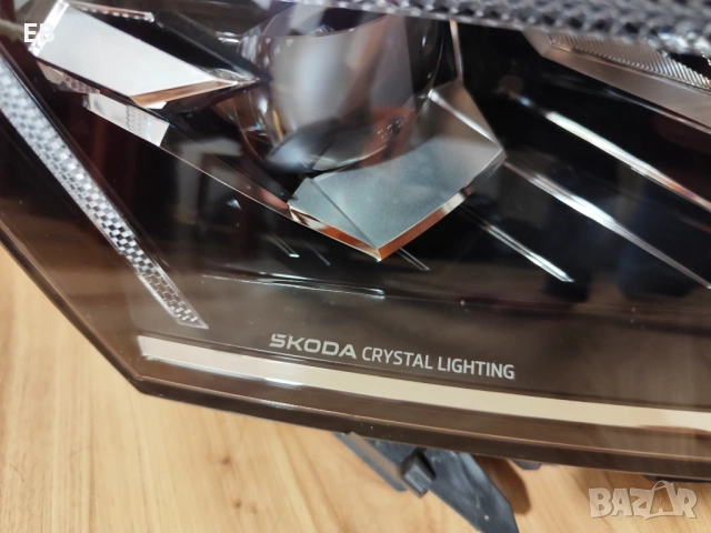 Продавам оригинален десен фар за Шкода Октавия 2024-, снимка 3 - Части - 53525706