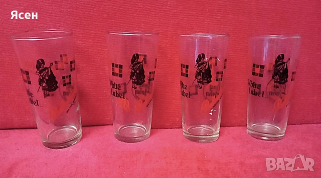 Четири чаши за безалкохолно.С  английски мотиви.Всички за 5евро.