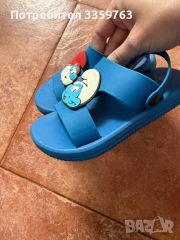 🟦 Детски сандали СМЪРФОВЕ №28 – само 4€ 🟦, снимка 2 - Детски сандали и чехли - 54299322