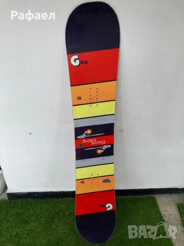 Сноуборд GNU riders choice 154.5, снимка 2 - Зимни спортове - 52378587