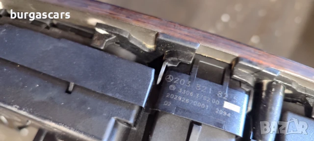 Панел бутони 203 821 82 58 Mercedes C220 W203 - 50лв, снимка 2 - Части - 50574300